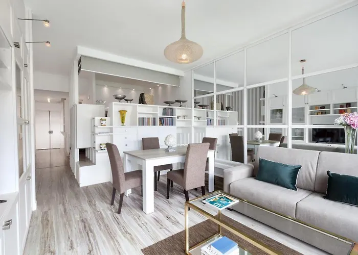 - 7 Flat Апартаменти